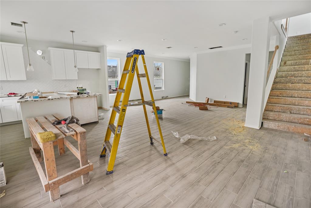Interior of an active BEDDIEO new construction project